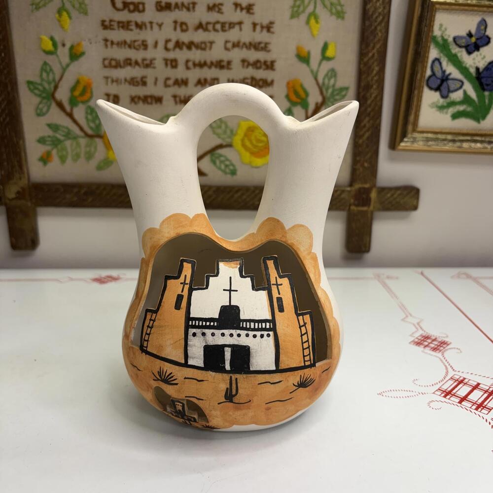 Luana Navaho wedding pottery vase hand painted